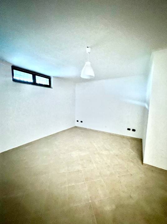 Stanza non arredata
