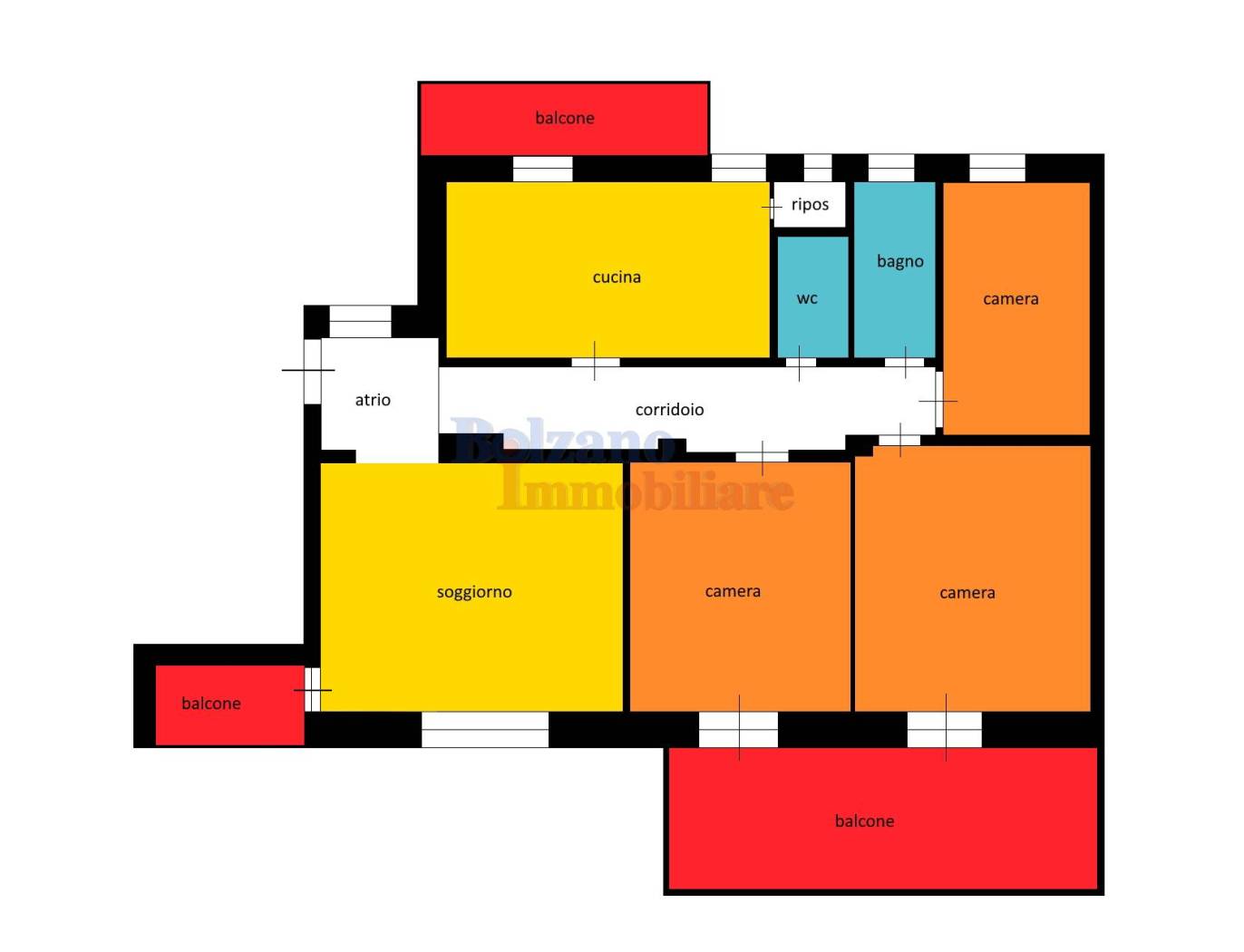 L' appartamento si trova, al primo piano senza ascensore, all'interno di una piccola palazzina signorile di sole 5 unità abitative. Un contesto 