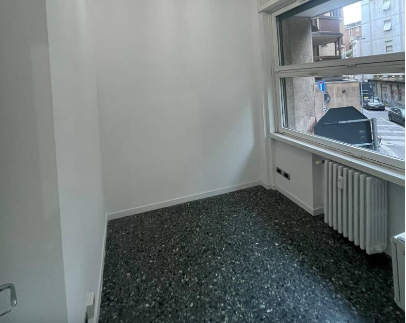 Stanza non arredata Stanza non arredata