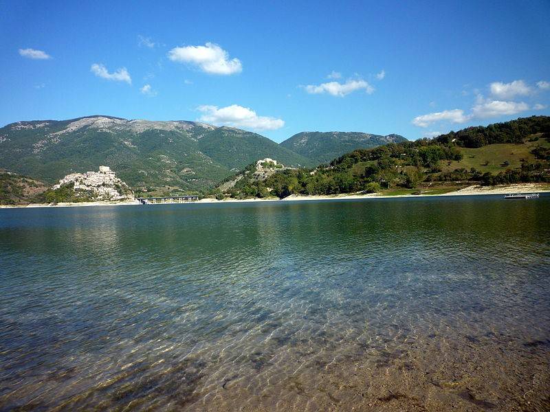 lago del Turano