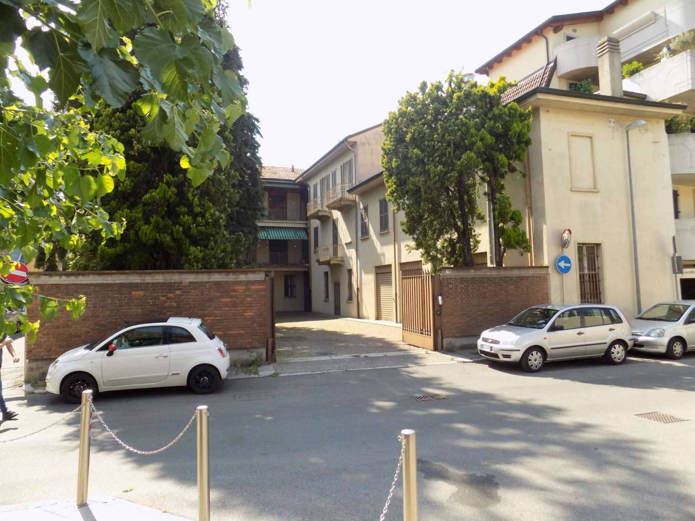 ingresso via Palestro