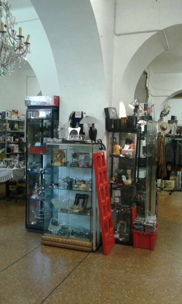 LOCALE MAGAZZINO CARIGNANO (26)