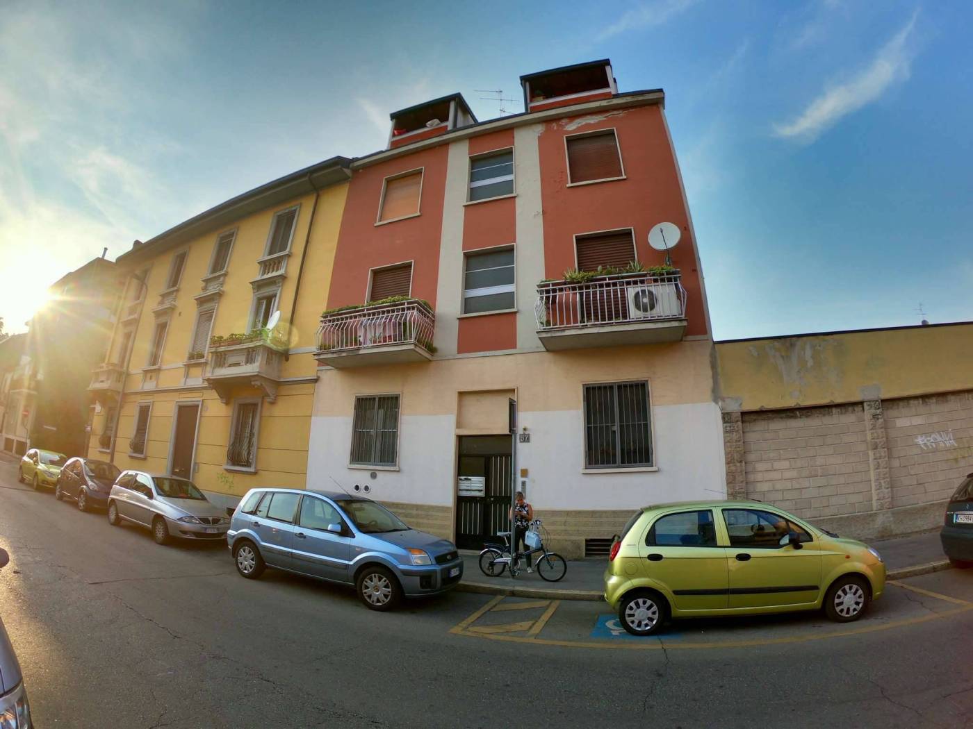 42571615-AD02-4981-8306-7BC172037A0D