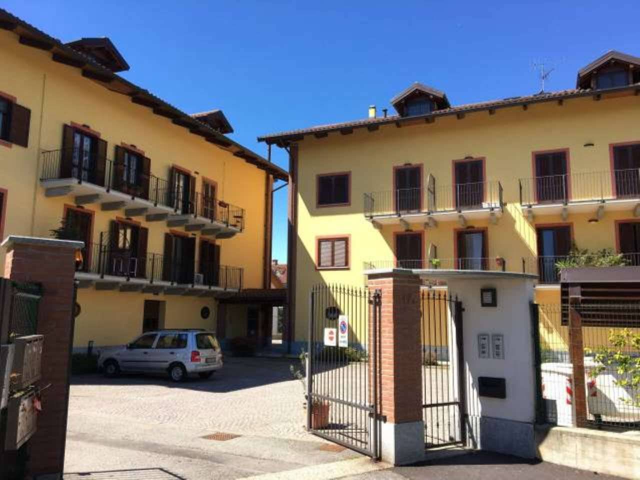 VINOVO TETTI ROSA: in piccola palazzina di recente costruzione inserita in complesso residenziale proponiamo ampio bilocale. L'appartamento al primo 