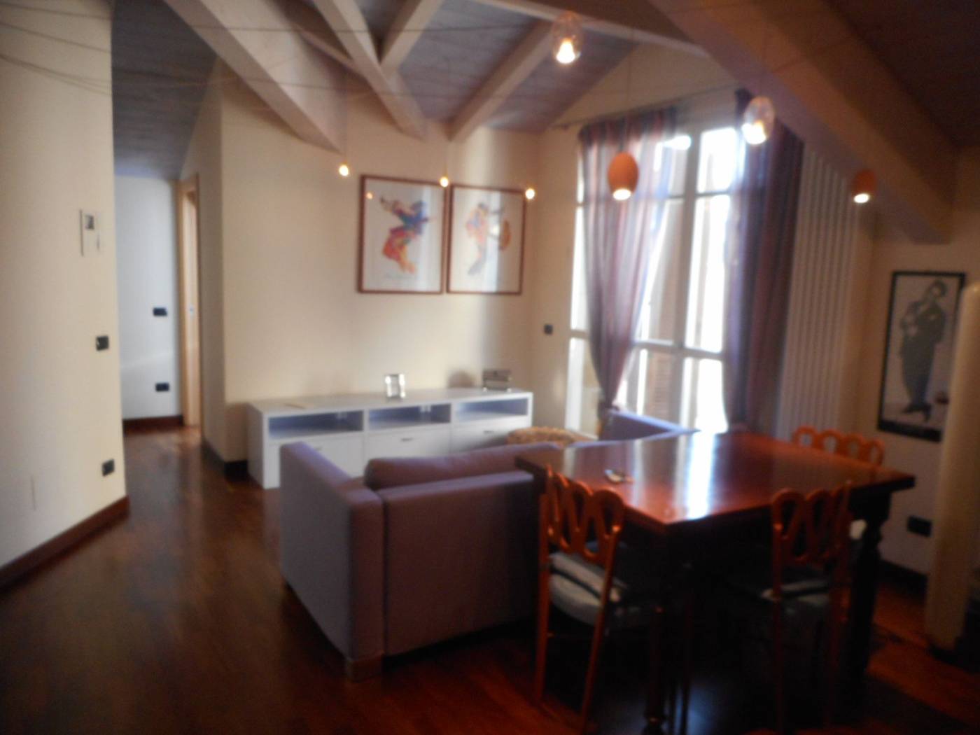 INGRESSO/SOGGIORNO INGRESSO/SOGGIORNO