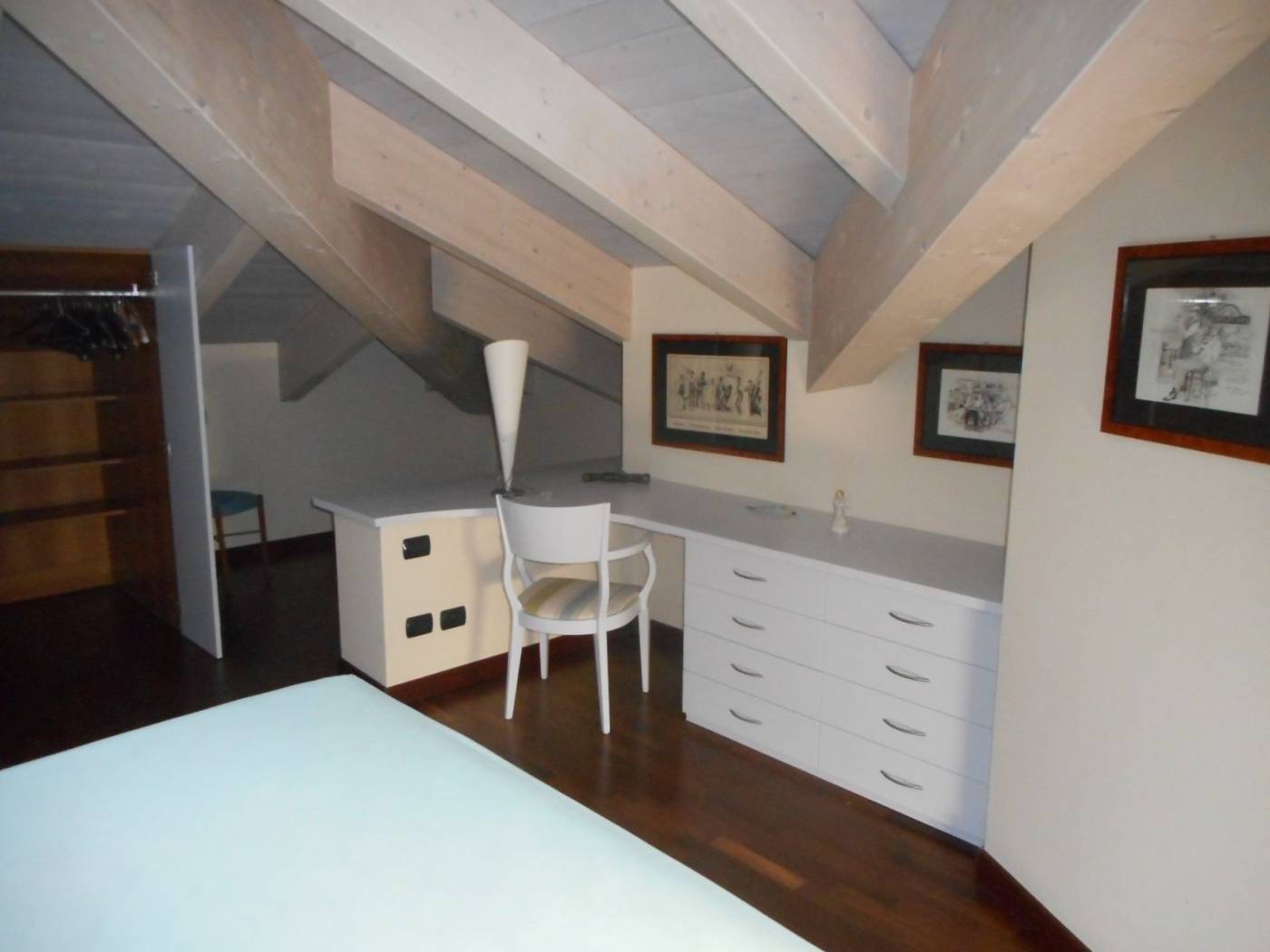 CAMERA MATRIMONIALE CAMERA MATRIMONIALE