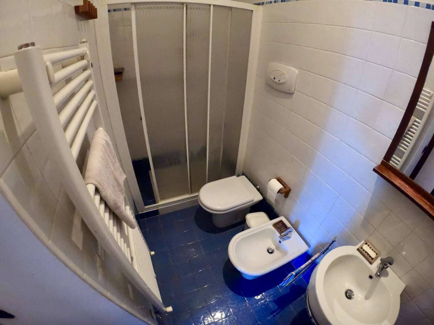 092B78E3-EB67-41C2-8335-8E1E316BB8BA