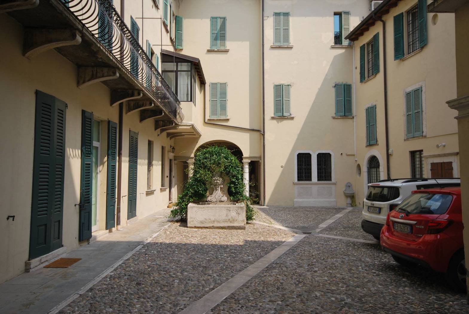 Cortile interno Cortile interno