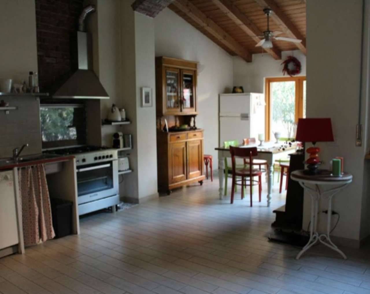 0A427A60-011C-4E6C-8D51-1BF112152789