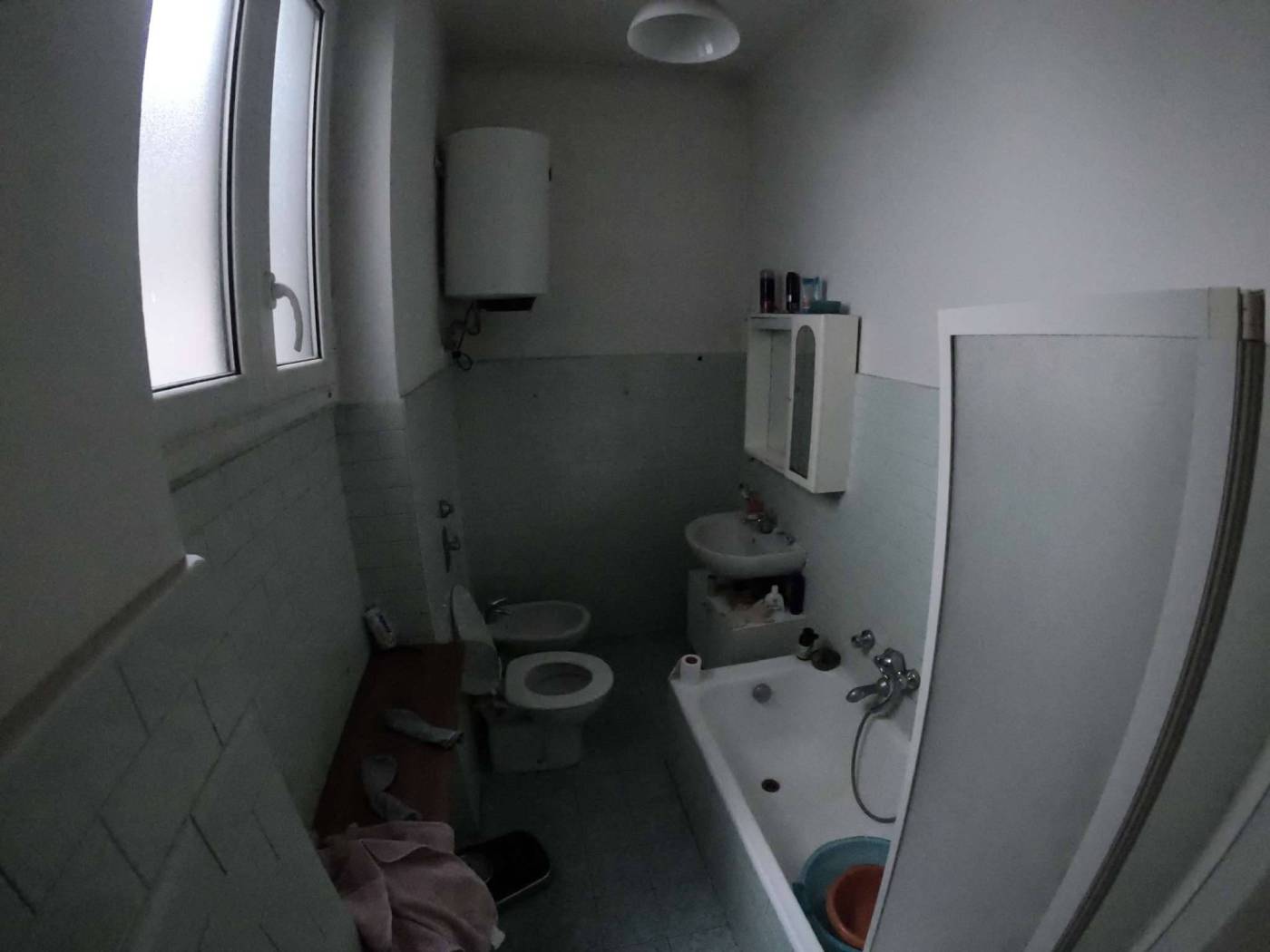 FFE10565-8962-44FE-999D-FD5337F5A0BA