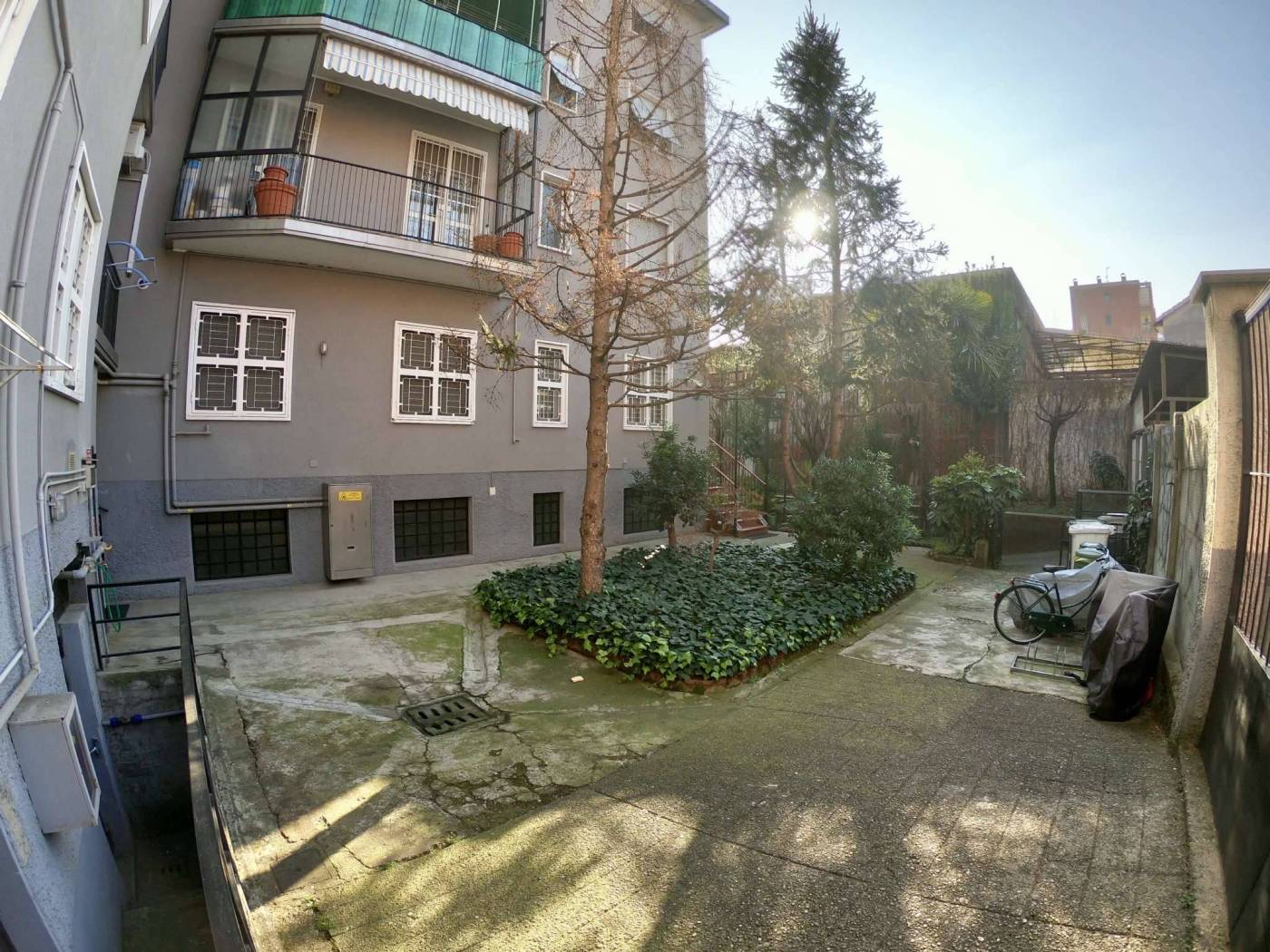 24105E8B-01B8-4B0A-A73A-0D72B2DFCA3B