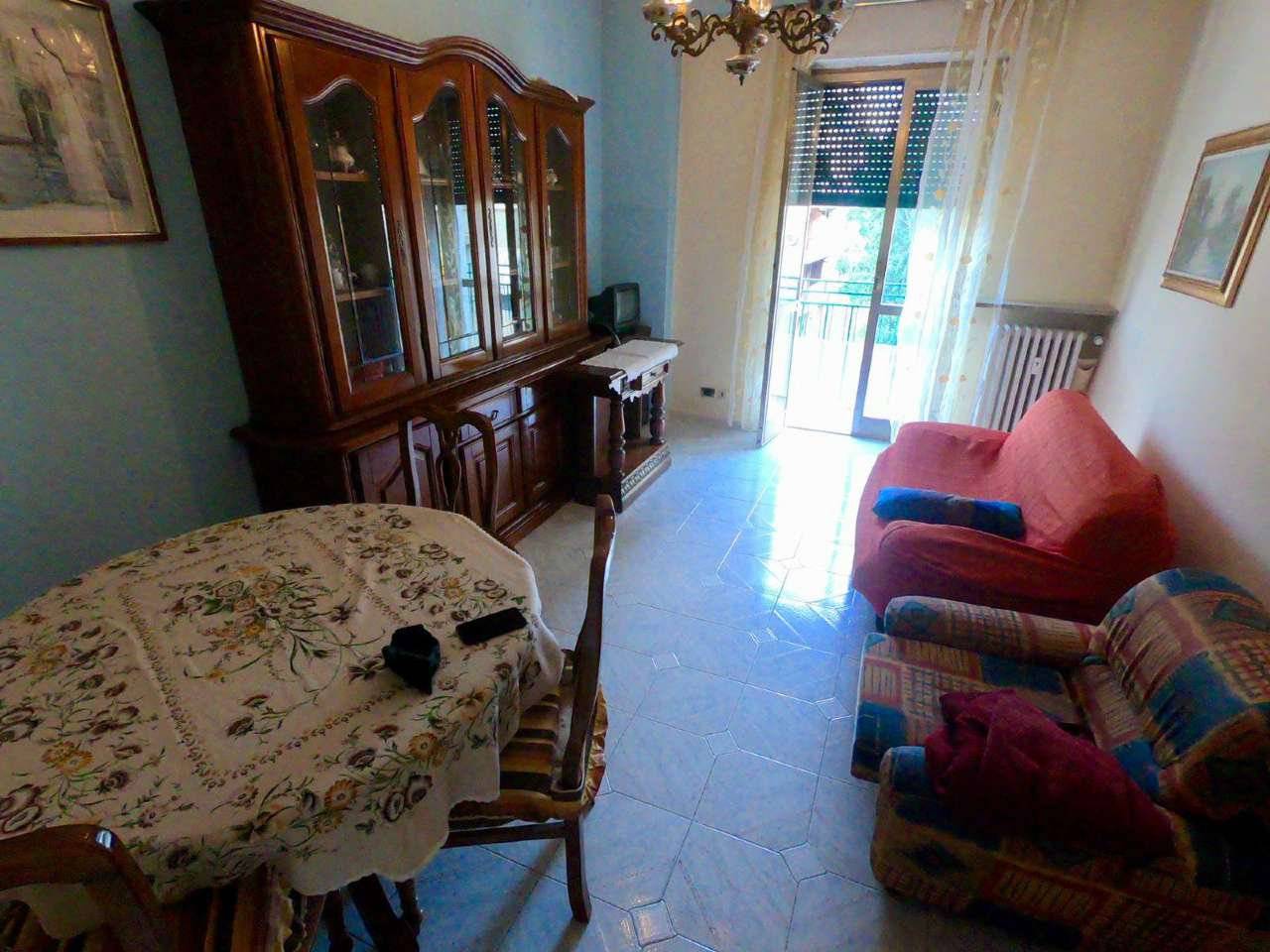 e1ae1afb-0331-468c-bfa6-de4470b82284