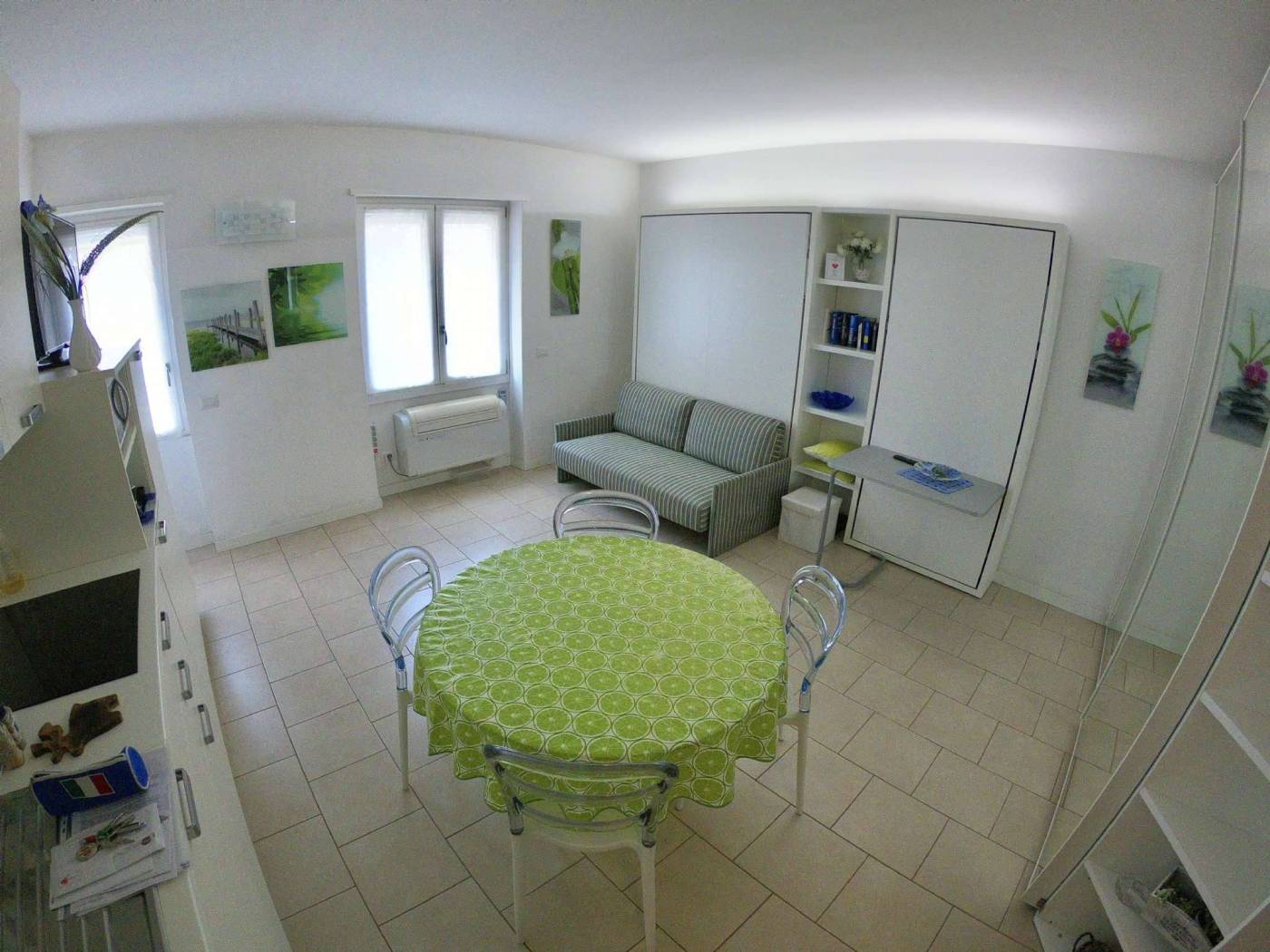 C7B2E42E-9B86-42F0-8A15-AB0B43A68B35