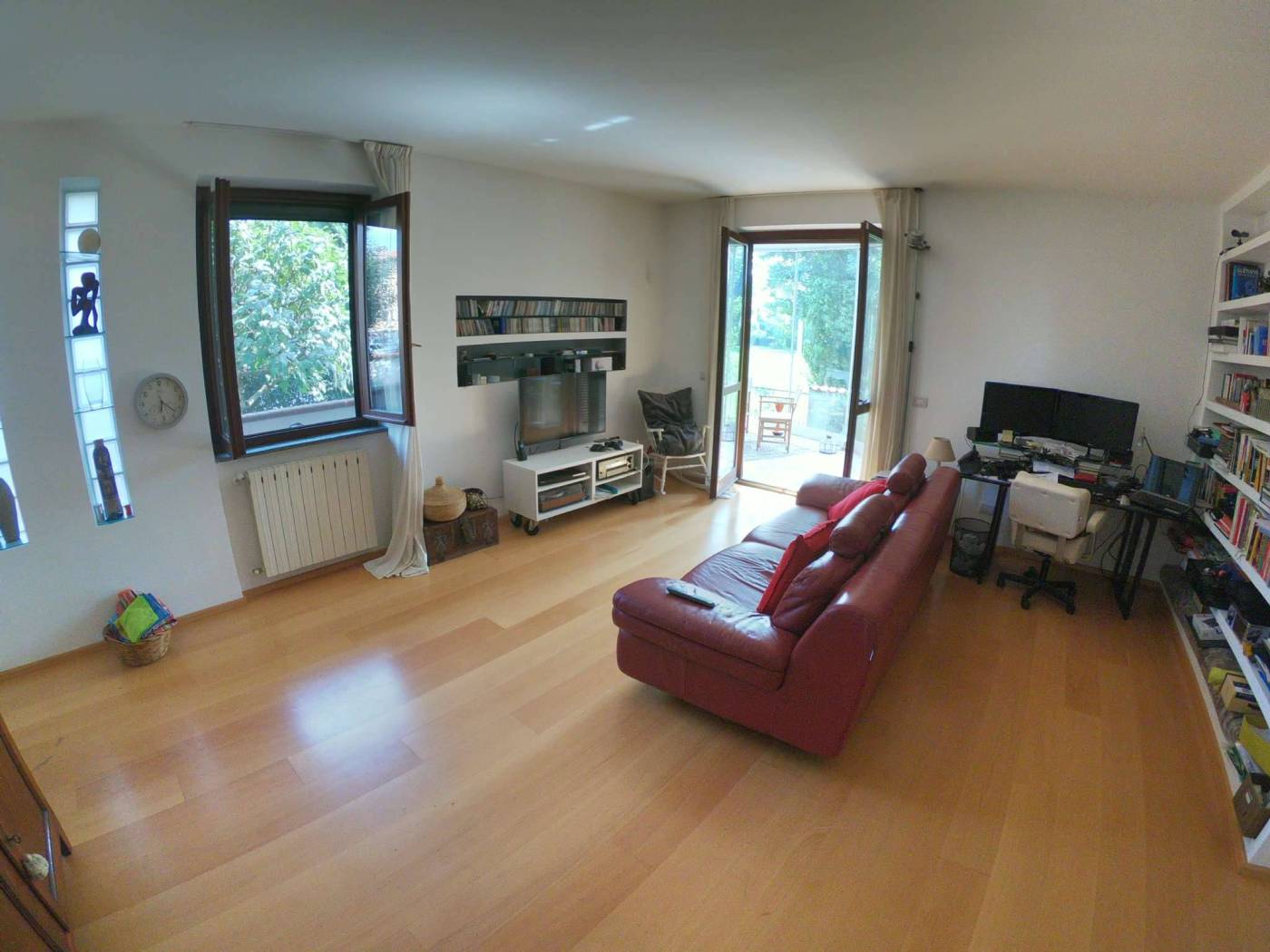 9E3E50F2-A604-4ADF-B8B6-87A395FD3E69