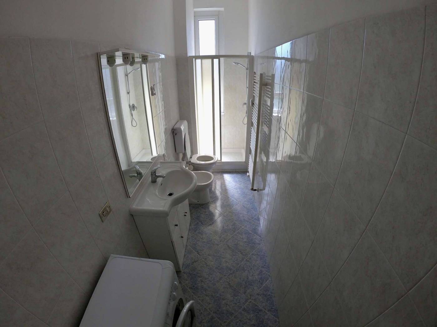 7509FE89-810E-435A-97A3-BF88ADC8704D