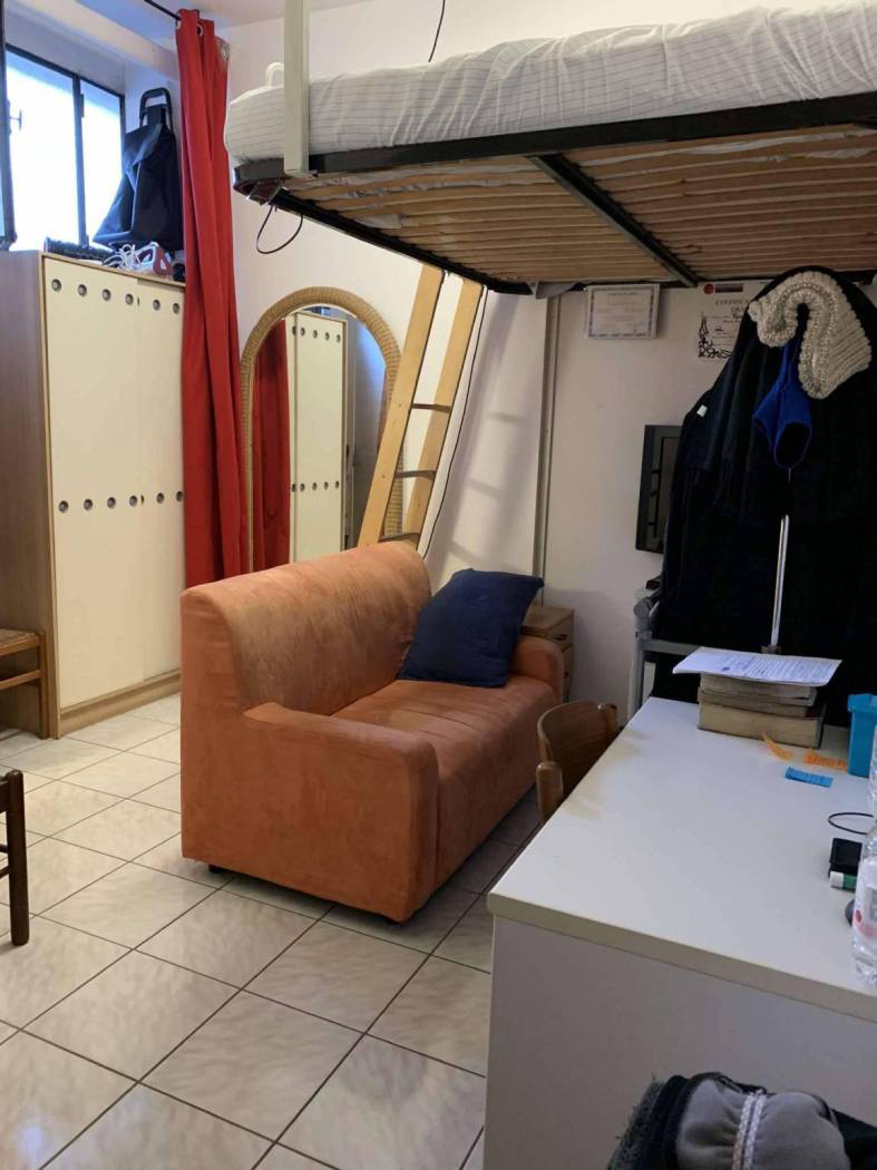 7BE15233-70A9-4CC7-8A71-B5A51EB6E157