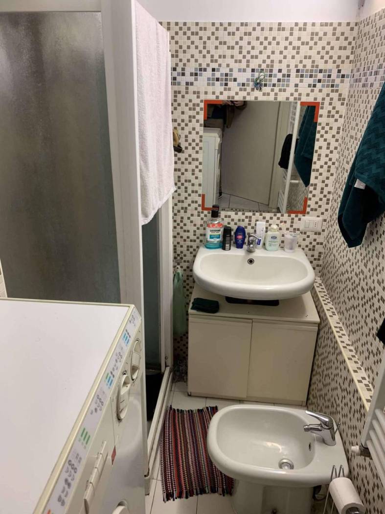 FEC1AE04-FD86-4E0D-A08C-A1D273B980F7