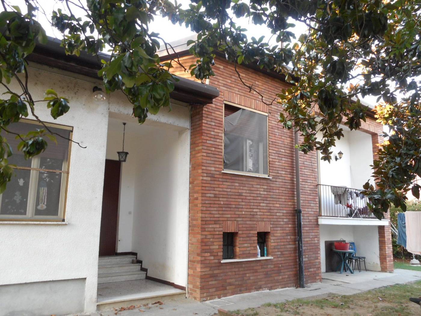 FACCIATA VILLA FACCIATA VILLA