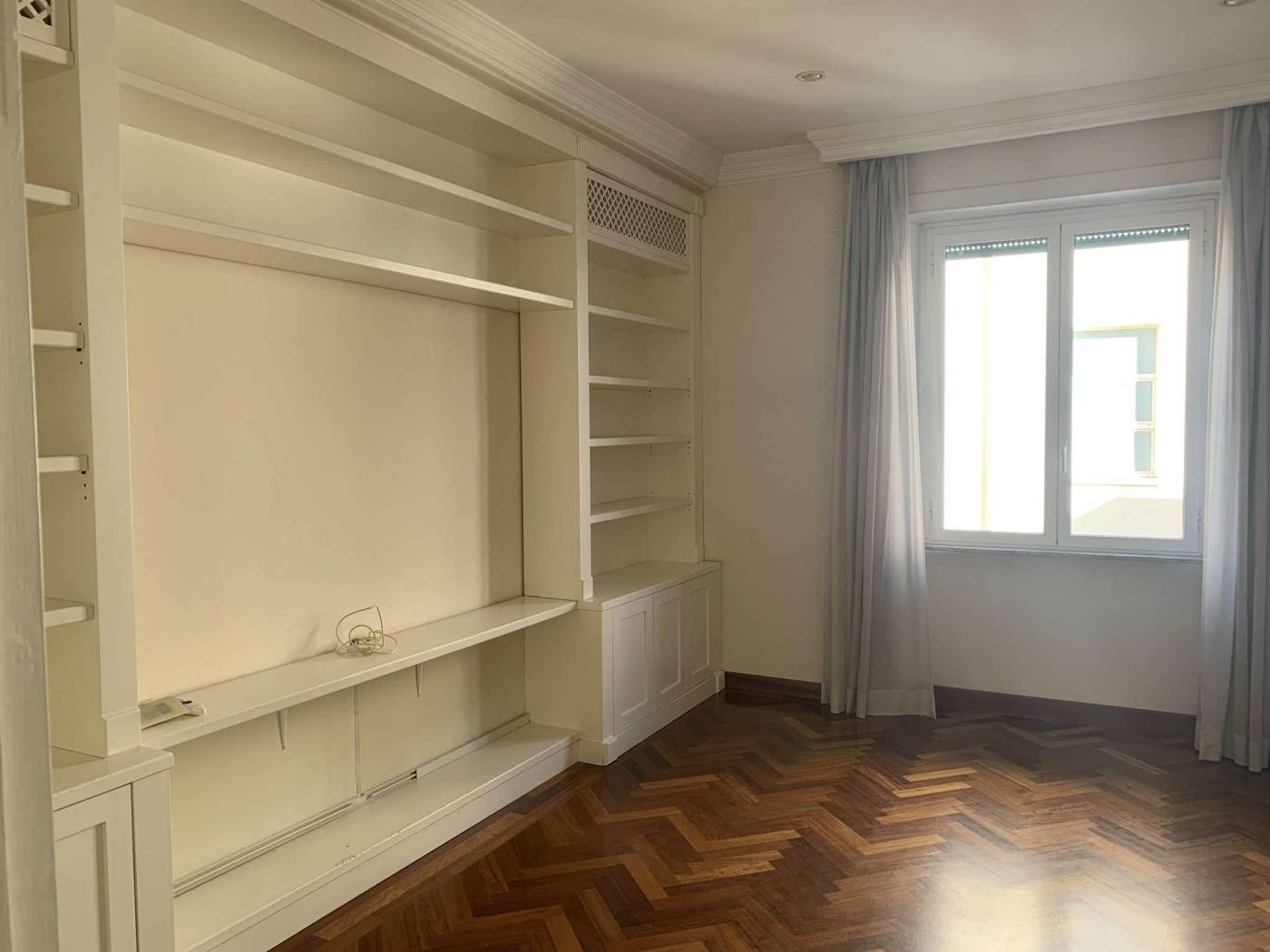 SALONE